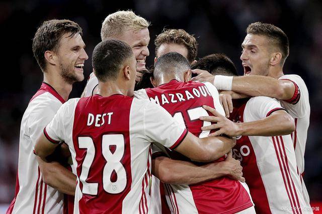 浓眉36+16詹姆斯16分 湖人力克森林狼获开门红